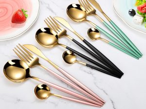 4Pcs Black Gold Cutlery Set